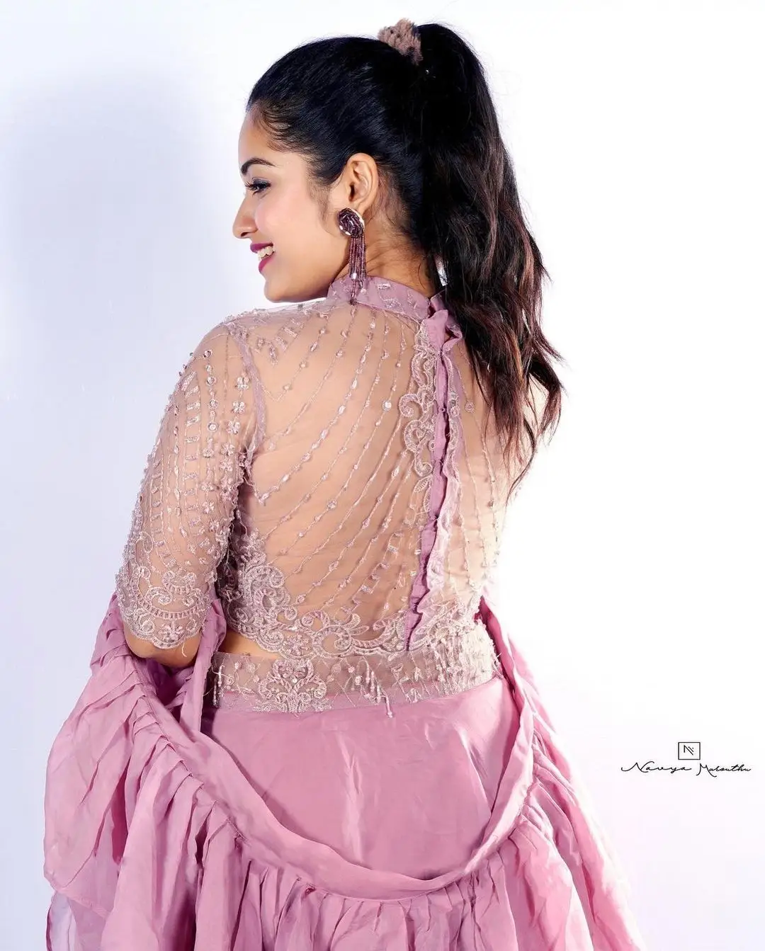 MAA TV ACTRESS PRIYANKA JAIN IN PINK DESIGNER LEHENGA CHOLI